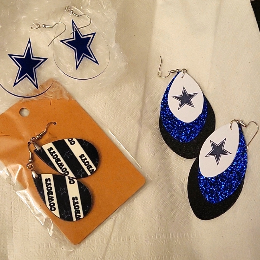 Dallas Cowboys 🤠 earrings set of 3